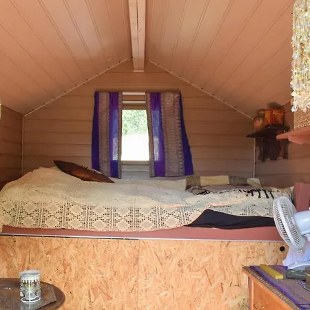 Holiday home Beautiful In With Jacuzzi *